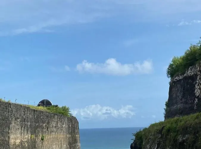 Surya Pandawa Uluwatu